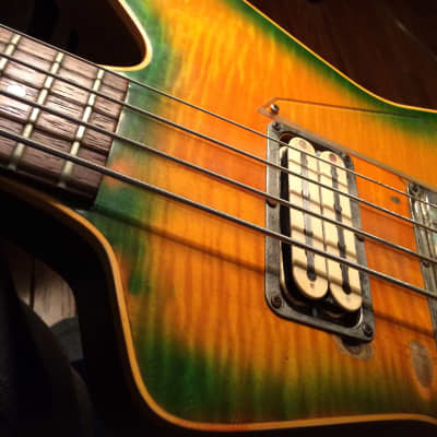 The first Hamer Standard Bass! Custom Built for Cheap Trick’s Tom Petersson  1974 Green Sunburst image 4