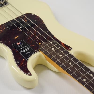 Fender American Professional II Precision Bass - Olympic White with Rosewood Fingerboard image 6