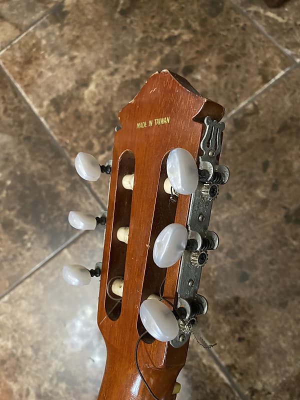 Yamaha G-50 A - Acoustic Guitar Made In Taiwan G50A G-50a