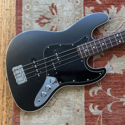 FENDER AERODYNE JAZZ BASS (Made in JAPAN) bass guitars for