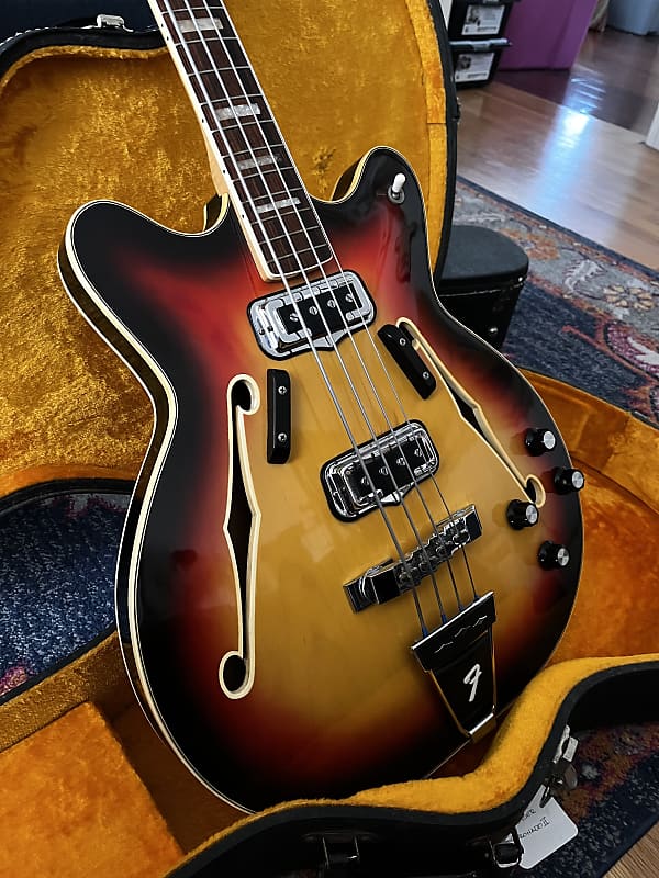 Fender Coronado Bass II 1967 - 1972