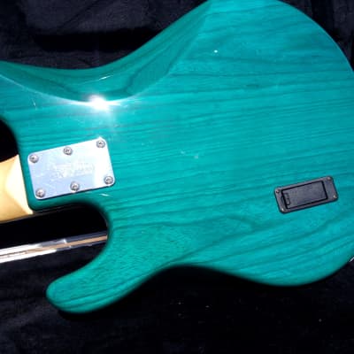 2000 Original Music Man String Ray 5, Rare Fretless Bass, beautiful striking blue finish, hard case image 11