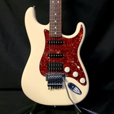 Used Fender Standard Stratocaster HSS w/ Locking Tremolo w/ Bag - Arctic White 030924 image 1