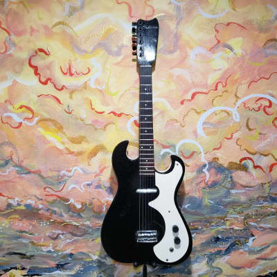 1960's Silvertone 1448 Electric Guitar Black w/ Amp Case 