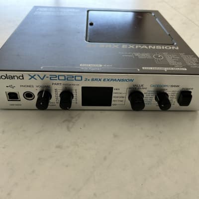 Roland XV-2020 64-Voice Expandable Digital Synthesizer Module 2002 - 2004 - Silver