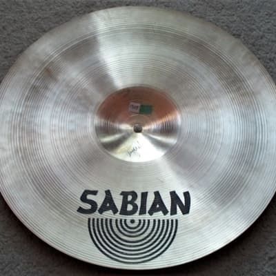 Sabian Hand Hammered Medium Thin 17'' Crash Cymbal image 4