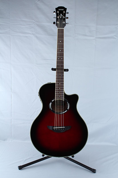 Yamaha APX500III DSR Thin Line Acoustic/Electric Cutaway Guitar