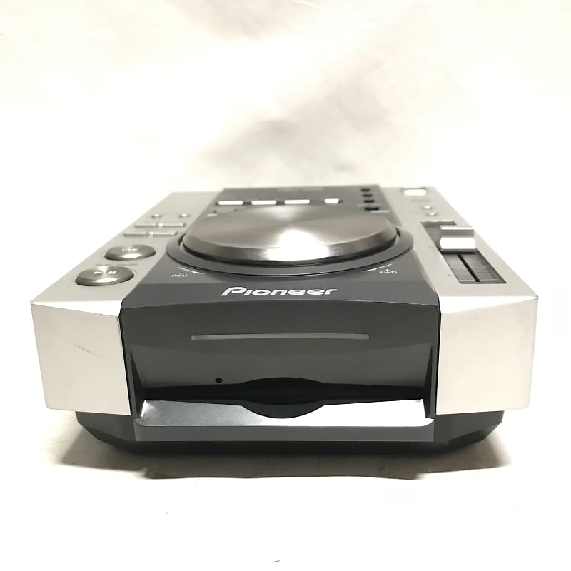 Pioneer CDJ-200 Professional Portable DJ CD Player - USED | Reverb