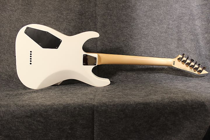 スパーム出品 ESP LTD M-15 White | Reverb
