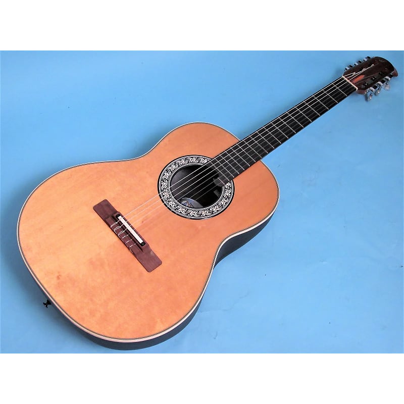 Ovation 1616 Concert Classic Natural image 1