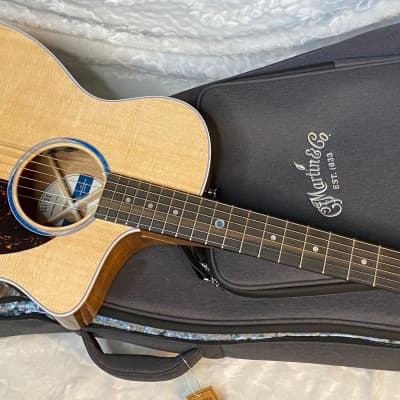 NEW ! Martin SC-13E Acoustic-Electric Guitar - Fishman MX-T Electronics - 4.1lbs - Authorized Dealer - Deluxe Gig Bag - G04743 image 3