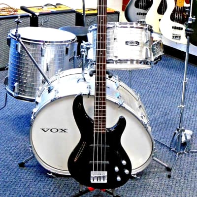 2016 Aria IGB-35 4-String Electric Bass Guitar! Humbuckers! Gloss Black Finish! VERY NICE!!! for sale