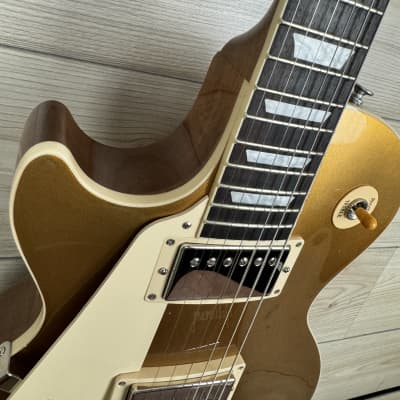 Gibson Les Paul Standard 50s Left-Handed Electric Guitar - Gold Top image 5