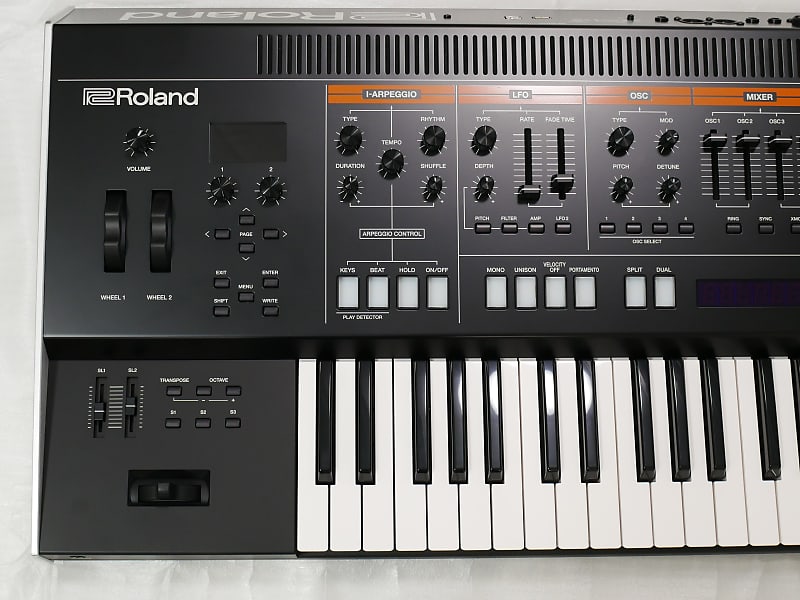 Roland JUPITER-X | Reverb