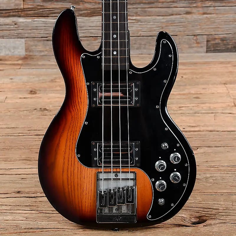 Peavey T-40 Bass Guitar image 11