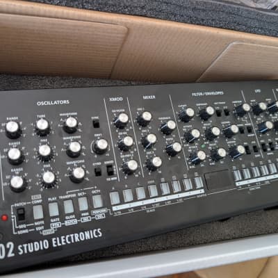 Roland SE-02 Boutique Series Synthesizer Module | Reverb