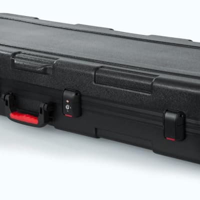 Gator GTSA-61 TSA Molded 61-Note Keyboard Case with Wheels image 3