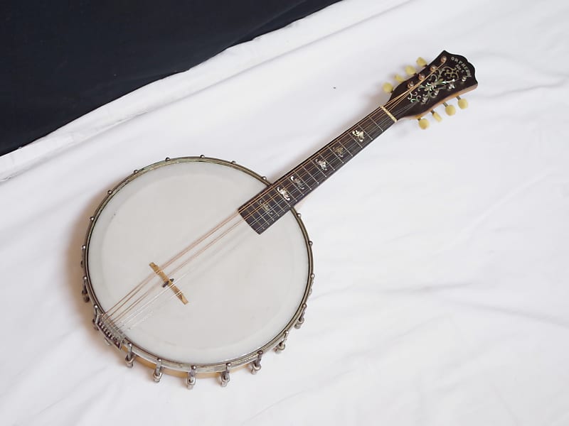 Offpheum /paramount Banjo Mandolin 1920's Vintage with case
