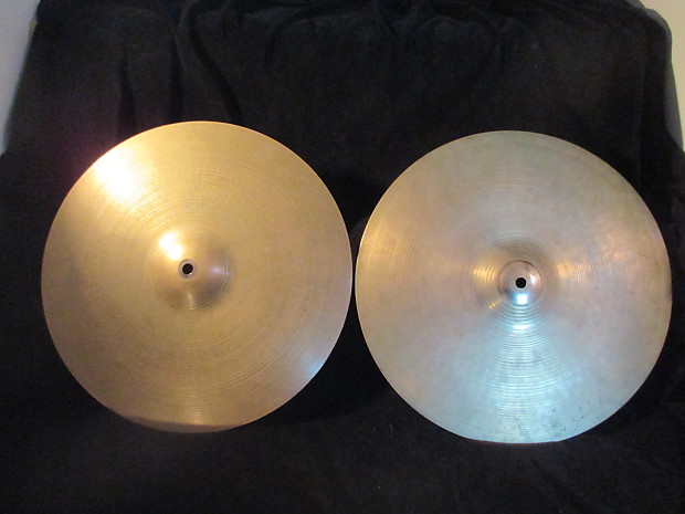 Zildjian Vintage Avedis 15 Inch Hi Hat Cymbals, Light Gram Top Gram Weight,  Outstanding!