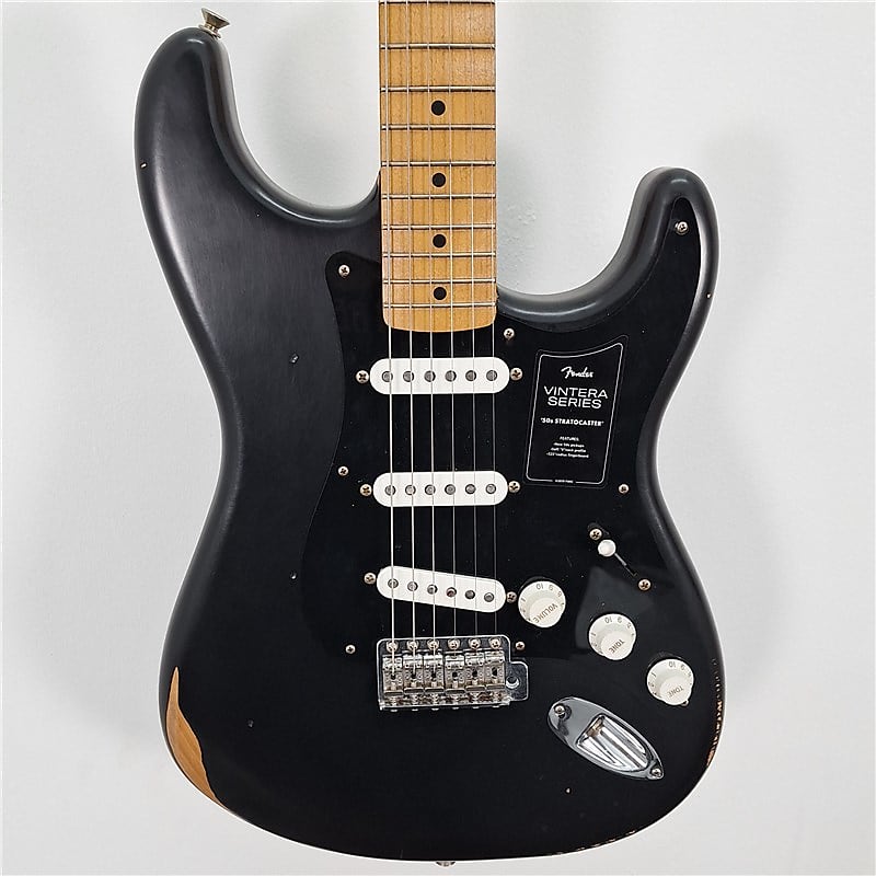 Fender Exclusive Vintera '50s Tribute Stratocaster Road Worn