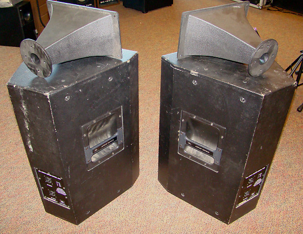 今話題のアイテムを ARRAY JBL 動作品】 SERIES 2台セット（3/6限定 4892 MODEL スピーカー・ウーファー