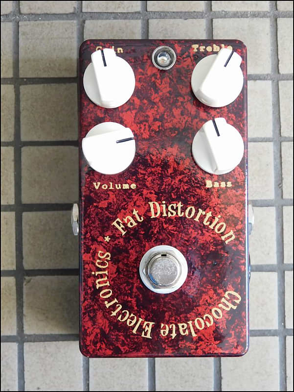 Chocolate Electronics Fat Distortion RED | Reverb UK