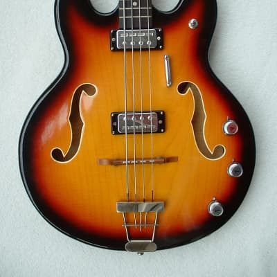 Klira Merkur De Luxe Vintage 1968 Germany Bass-Guitar "Sunburst" 4 String Semi-Hohl Gutaway E-Bass image 23