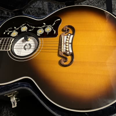ギター Gibson 1958 SJ-200 1997 - Sunburst SJ-200 Original, Vintage Sunburst | Gibson