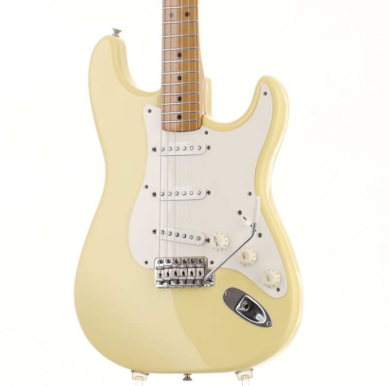Fender USA American Vintage 57 Stratocaster Vintage White [SN V081392]  [09/04]