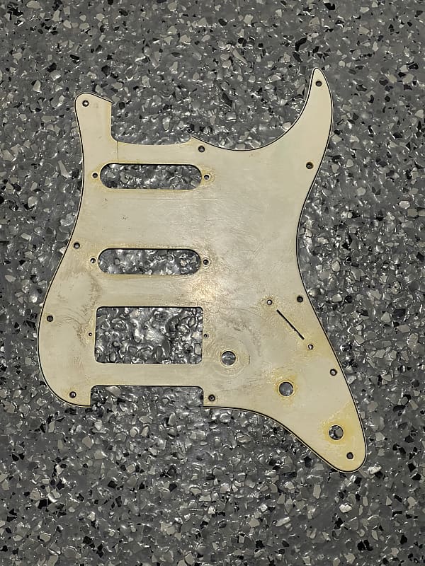 Fender Relic Pickguard HSS Reverb