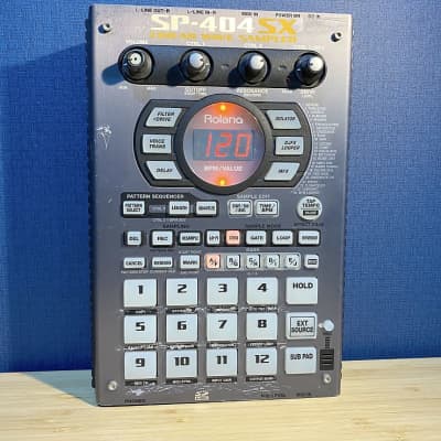 Roland SP-404SX Linear Wave Sampler