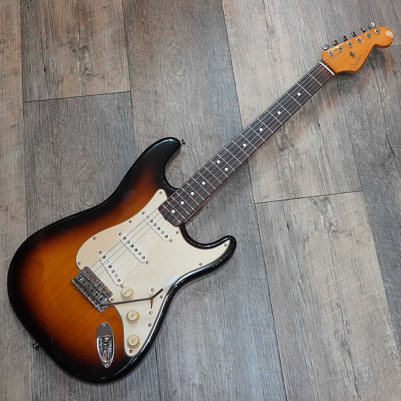 ギター fender American Vintage 62 Stratocaster Fender American Vintage '62 Stratocaster | Reverb Canada