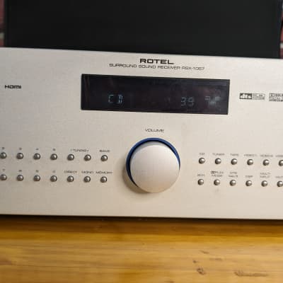 ROTEL RSX-1057 サラウンドサウンドレシーバー120仕様 Rotel RSX-1057 Home Theater Surround Sound Audio Video