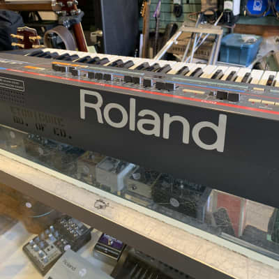 Roland Juno-106 61-Key Programmable Polyphonic Synthesizer 1984 - 1985 - Black image 8