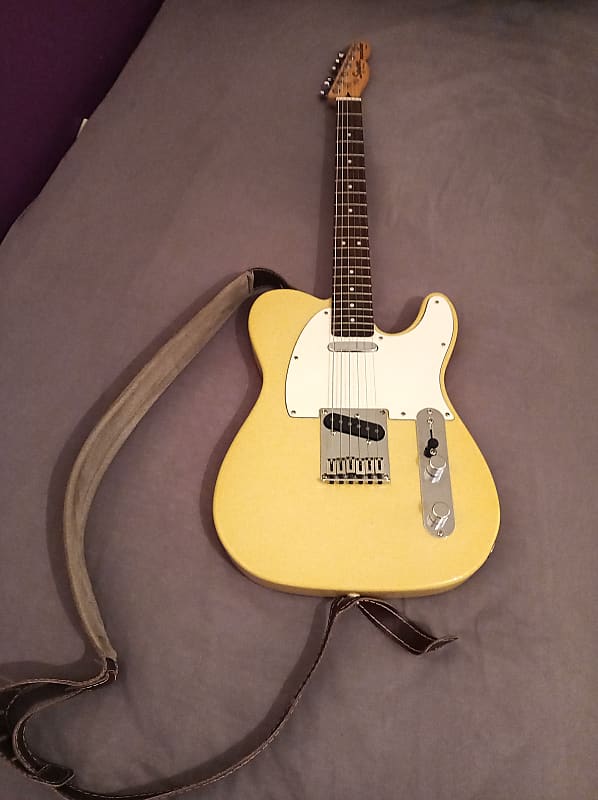 Squier Standard Telecaster 2009 - vintage blond