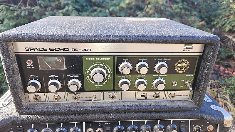 Roland RE-201 Space Echo Tape Delay / Reverb | Reverb Finland