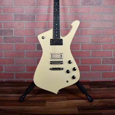 Ibanez IC100WH Iceman White Finish Made in Japan 1979 w/OHSC