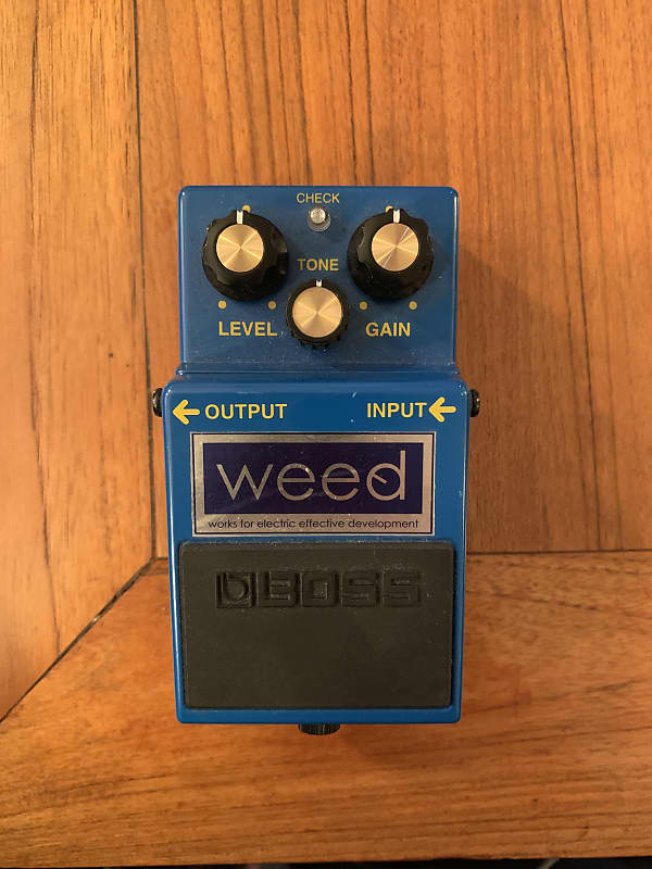 Boss BD-2 Blues Driver with WEED mod.