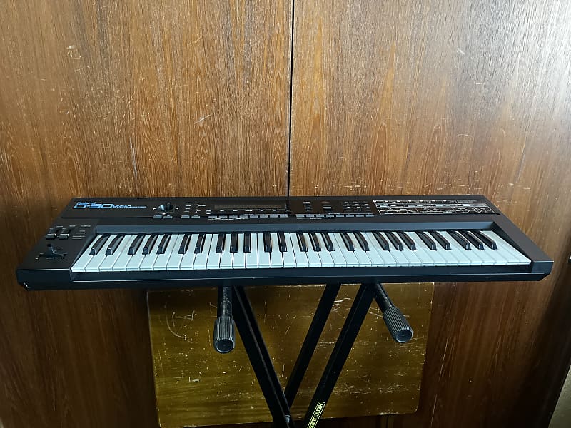 ROLAND D-20 シンセサイザー 61鍵盤-