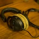 Beyerdynamic DT 770 Pro Closed-back Studio Mixing Headphones (80 Ohm)