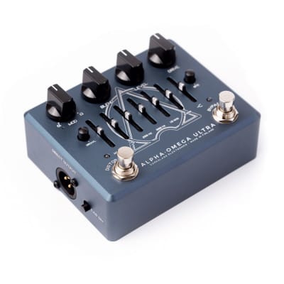 Darkglass Electronics Black Alpha Omega Ultra distortion pedal