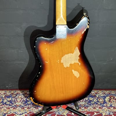 + Video Fender 2014 Kurt Cobain Roadworn Jaguar Sunburst Guitar + Case + Book - Nirvana image 22