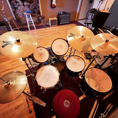 Pearl Master Custom Maple 6 pc drum set with hardware. image 2