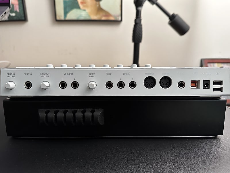 MASCHINE+ VAPOR GRAY 限定カラー MASCHINE Plus Native Instruments