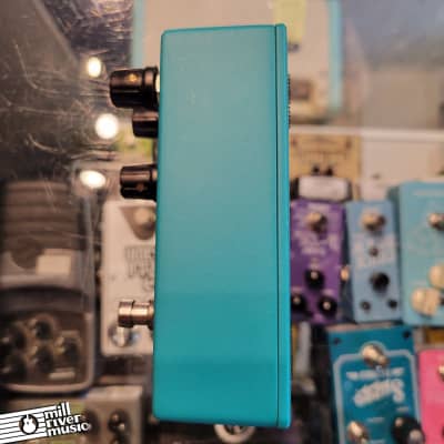 Custom Three-Knob Tremolo Effects Pedal Used image 4