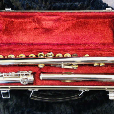 Yamaha YFL-225 Flute | Reverb