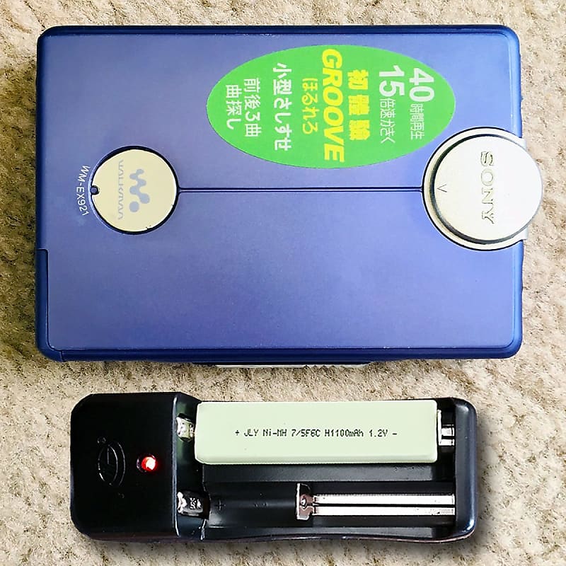 Sony WM-EX921 Walkman Cassette Player, Rare Excellent Purple