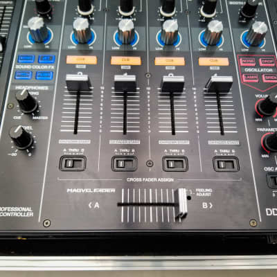 Pioneer DDJ-SZ2 4 Channel Premium Serato DJ Controller & Rekordbox & Virtual DJ image 7