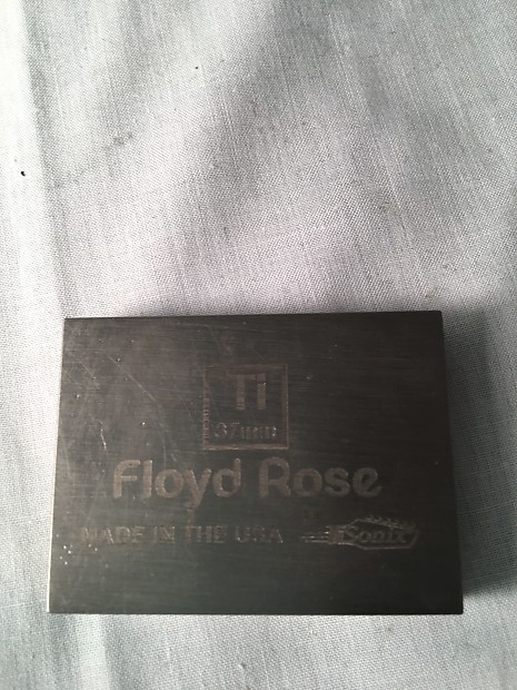 Floyd rose hot sale titanium block