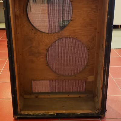 Vintage Guild 2x15 Empty Speaker Cabinet (As Is For Repair) image 2